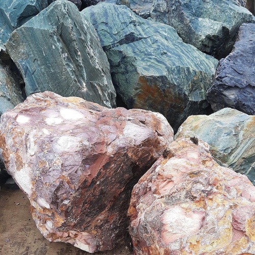 Ландшафтные глыбы красно-фиолетовые 200-1000 килограмм купить в Оренбурге