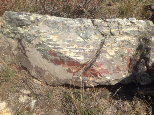 Гигантские зелёные валуны для ландшафтного дизайна весом более 5 тонн купить в Оренбурге