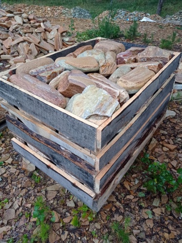 Златолит жёлтый, жёлто-зелёный глыбки и валуны для ланшафтного дизайна купить в Оренбурге