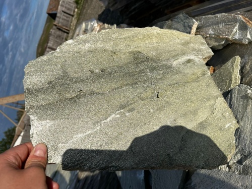 Плитняк златолит зелёный для цоколя, отмостки купить в Оренбурге