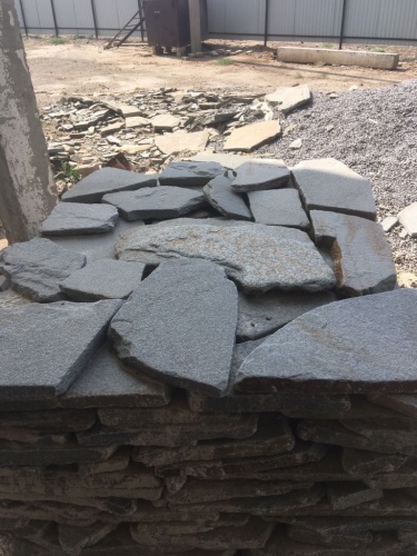 Златолит серебристый галтованный для лестниц купить в Оренбурге